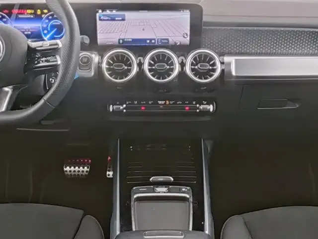 Mercedes-Benz EQB 350