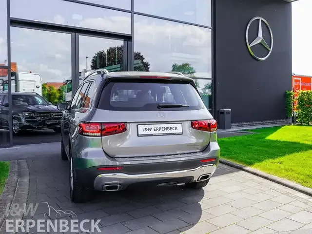 Mercedes-Benz GLB 200