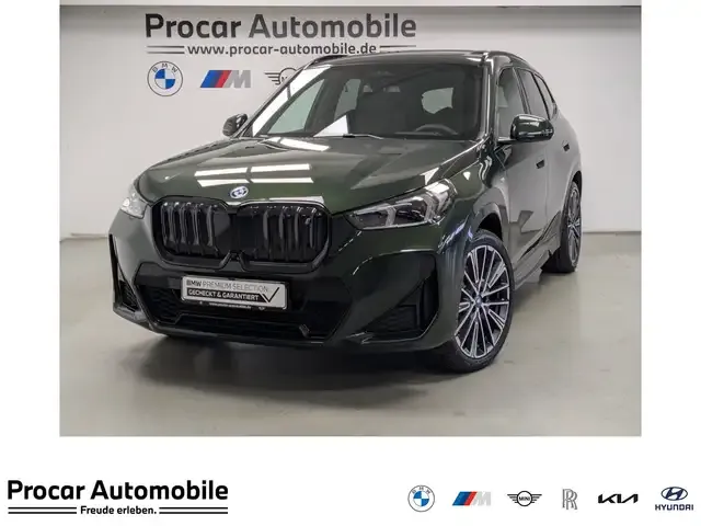 BMW iX1