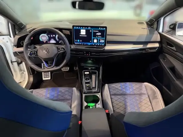 Volkswagen Golf R