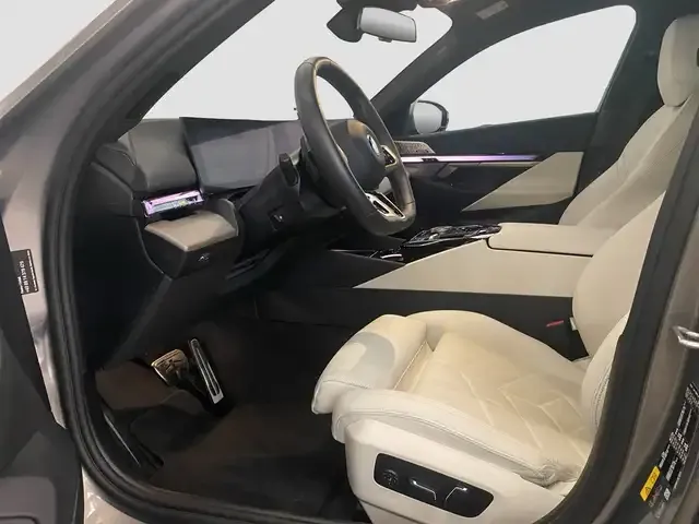 BMW 550
