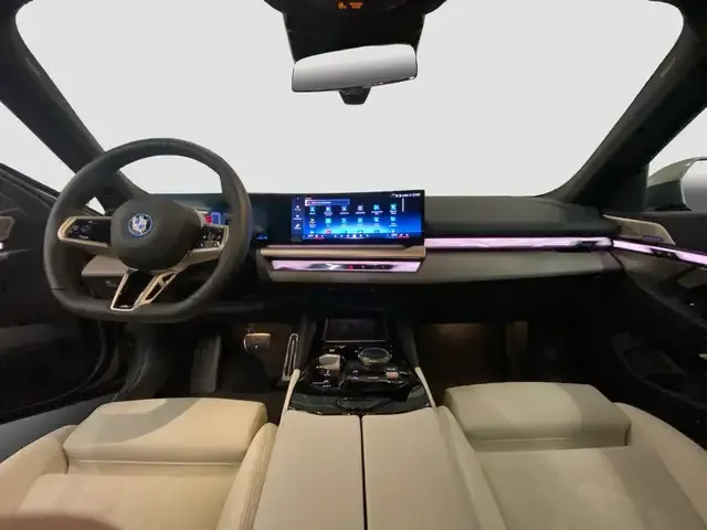 BMW 550