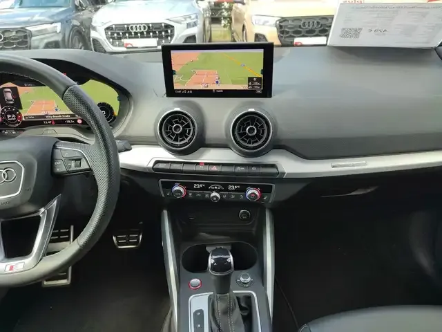Audi SQ2
