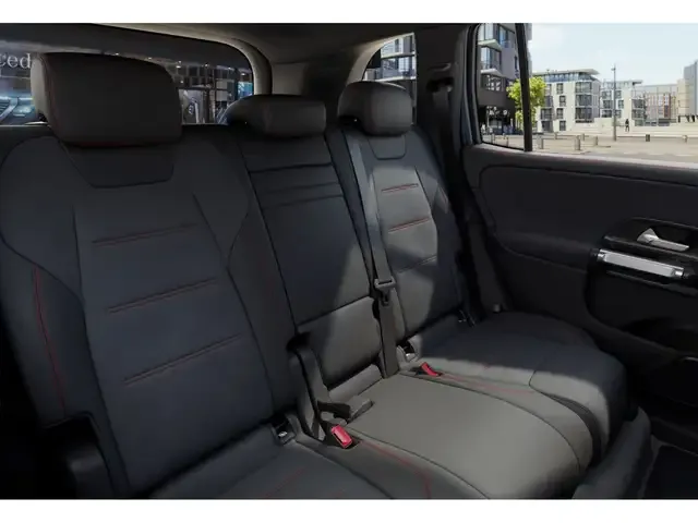 Mercedes-Benz EQB 350