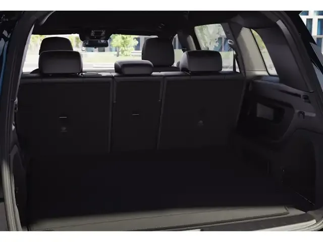 Mercedes-Benz EQB 350