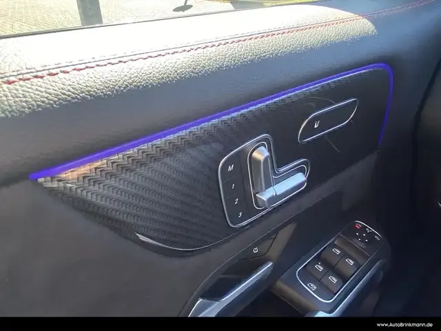 Mercedes-Benz GLB 250