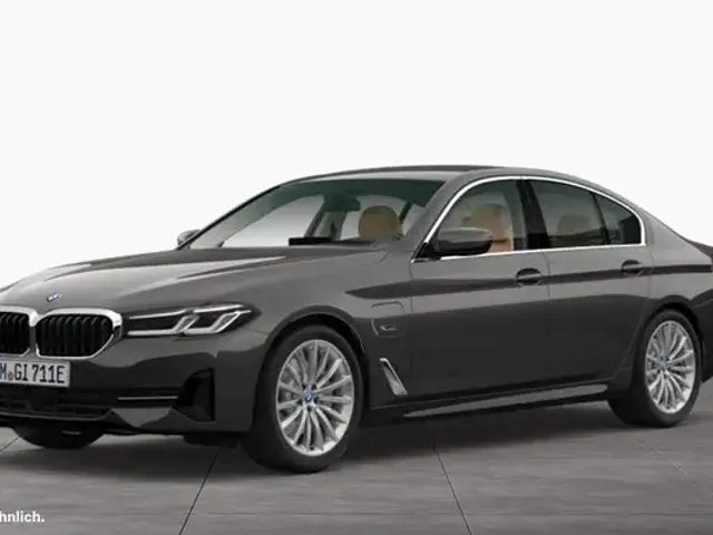 BMW 545