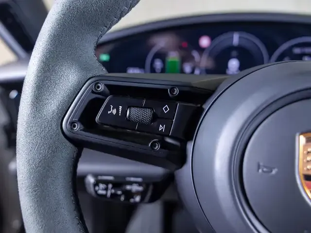 Porsche Taycan