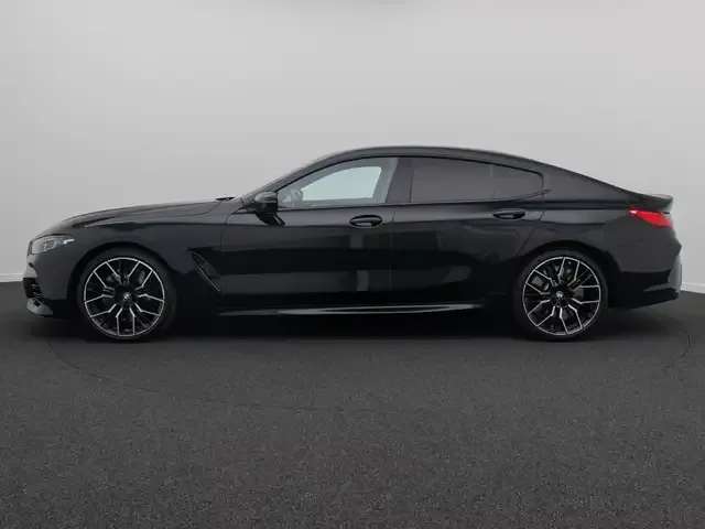 BMW M850