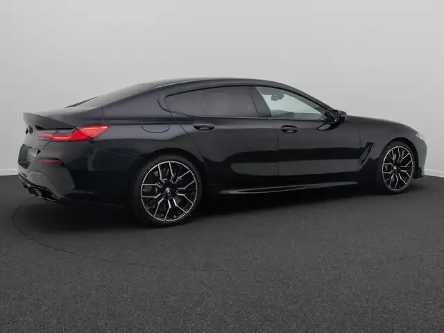 BMW M850