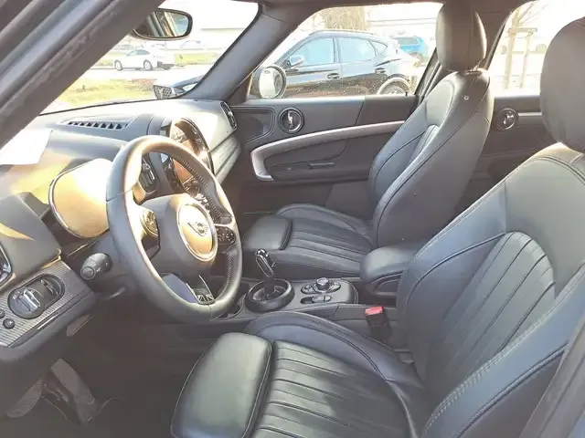 MINI Cooper D Countryman