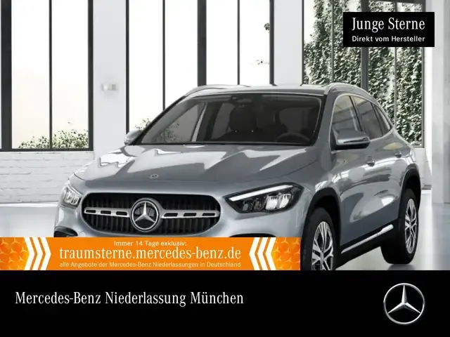 Mercedes-Benz GLA 220