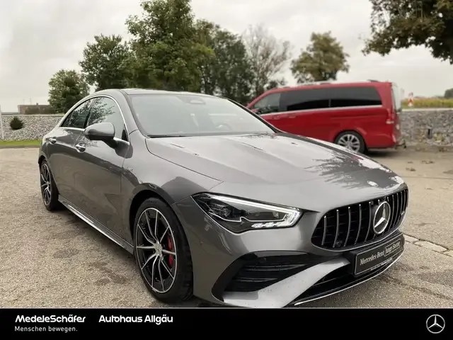Mercedes-Benz CLA 35 AMG