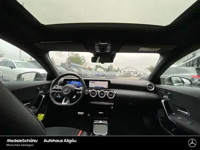 Mercedes-Benz CLA 35 AMG