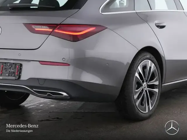 Mercedes-Benz CLA 180
