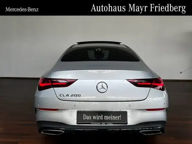 Mercedes-Benz CLA 200