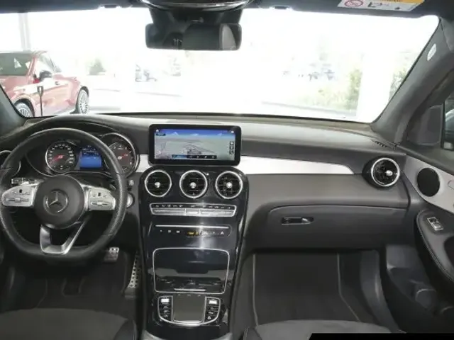 Mercedes-Benz GLC 200