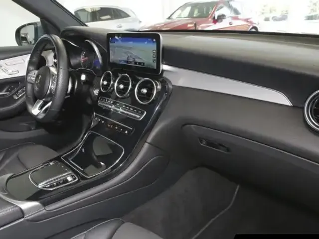 Mercedes-Benz GLC 200