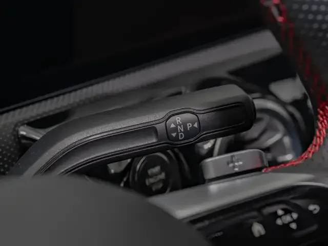 Mercedes-Benz CLA 220