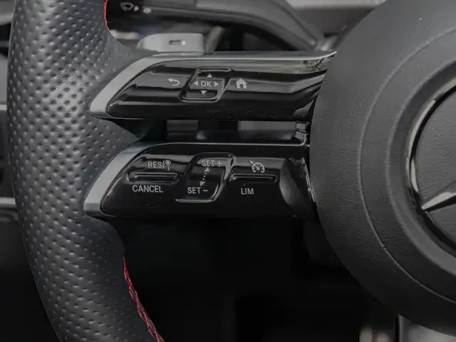 Mercedes-Benz CLA 220