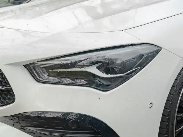 Mercedes-Benz CLA 220