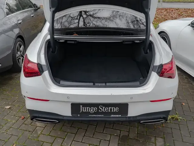 Mercedes-Benz CLA 220