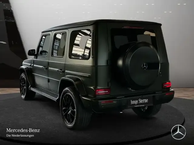 Mercedes-Benz G 500