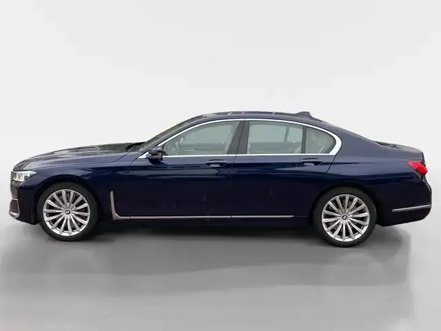 BMW 750