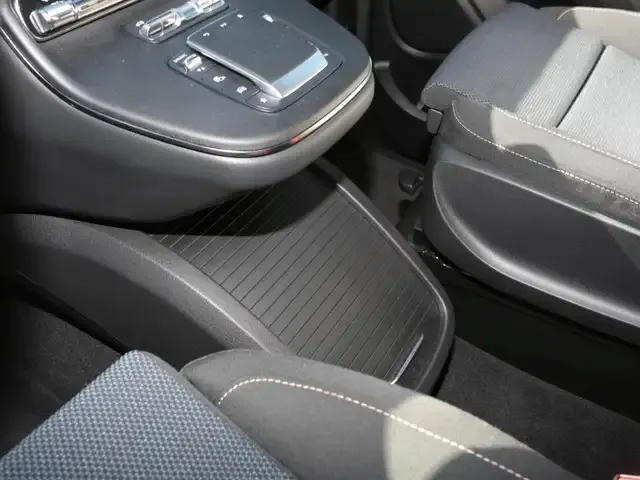 Mercedes-Benz EQV 300