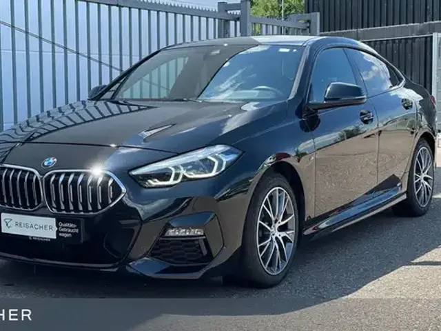 BMW 218