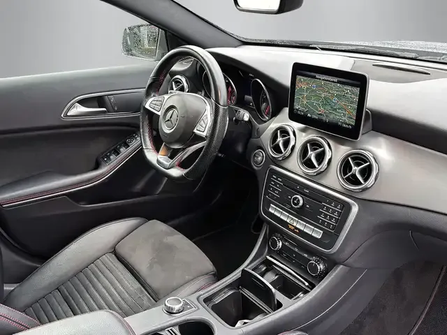 Mercedes-Benz GLA 250