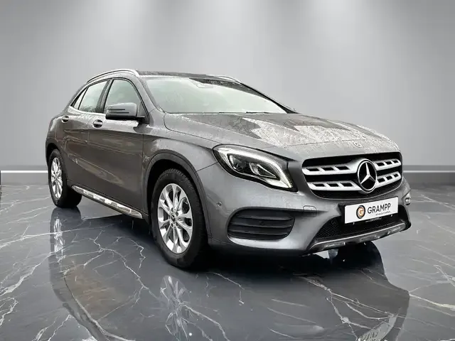 Mercedes-Benz GLA 250