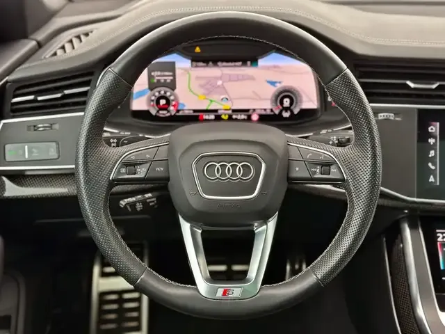 Audi SQ8