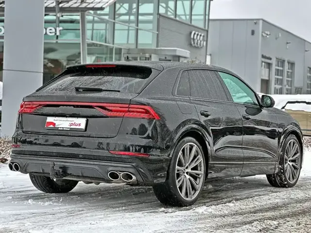 Audi SQ8