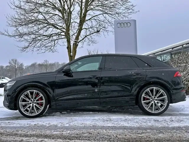 Audi SQ8