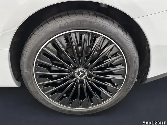 Mercedes-Benz CLE 200