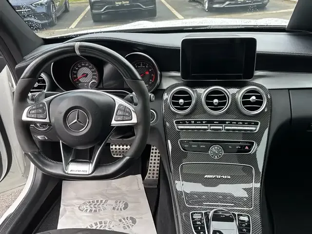 Mercedes-Benz C 63 AMG