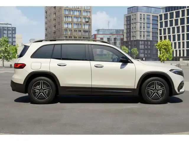 Mercedes-Benz EQB 250