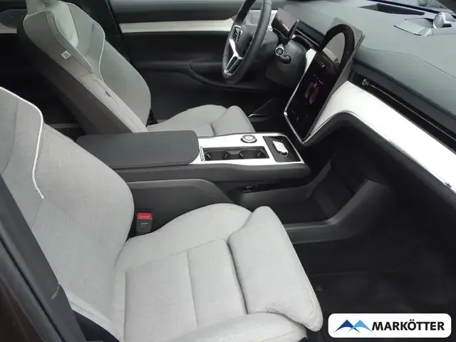 Volvo EX90