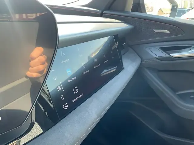 Audi SQ6