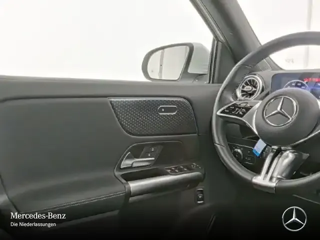 Mercedes-Benz EQA 350