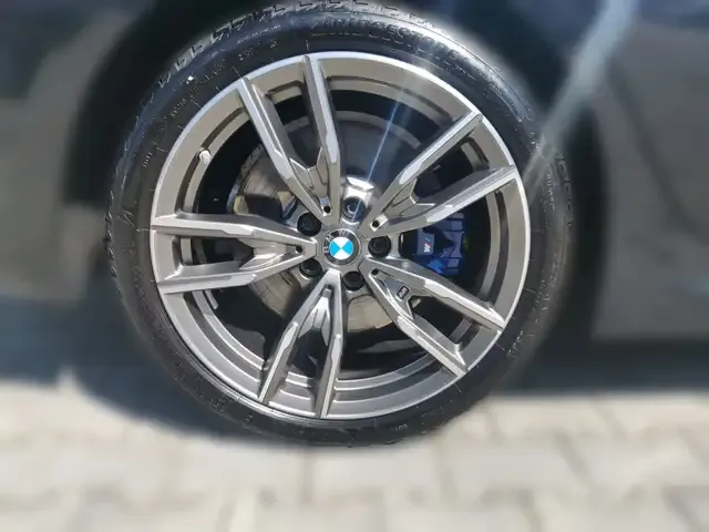 BMW 340