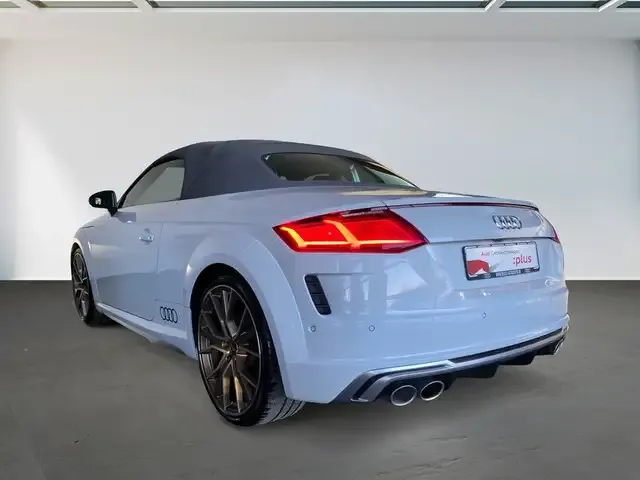 Audi TTS