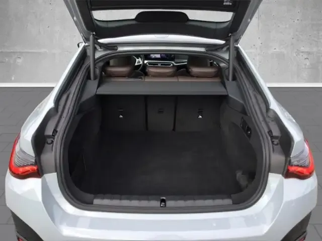 BMW 440