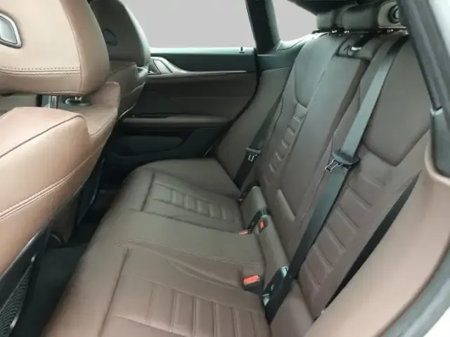 BMW 440