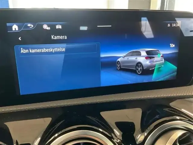 Mercedes-Benz A 200