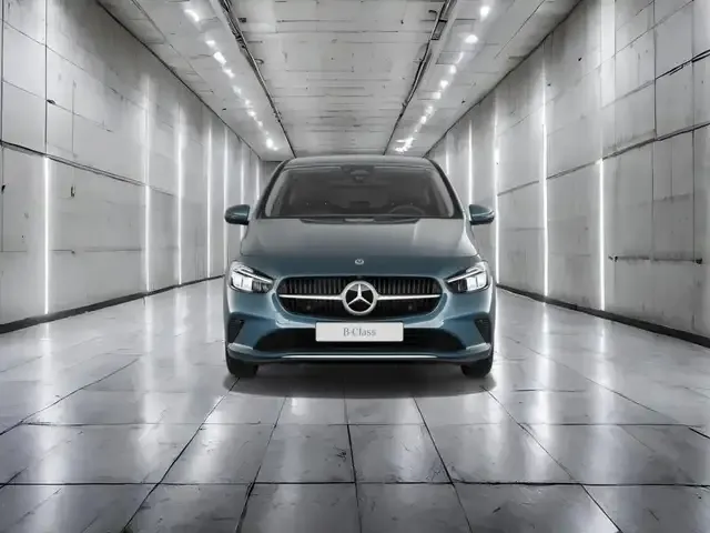 Mercedes-Benz B 220