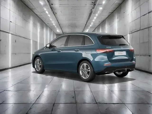 Mercedes-Benz B 220