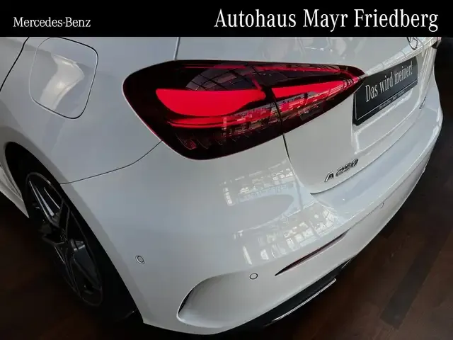 Mercedes-Benz A 250