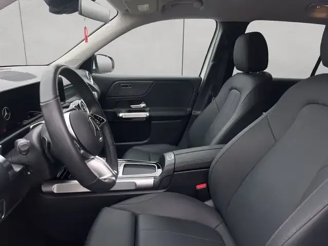 Mercedes-Benz EQB 250